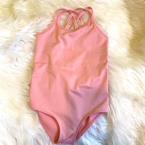 Bathing suit for your little girls . Perfect for 3-4 yrs old